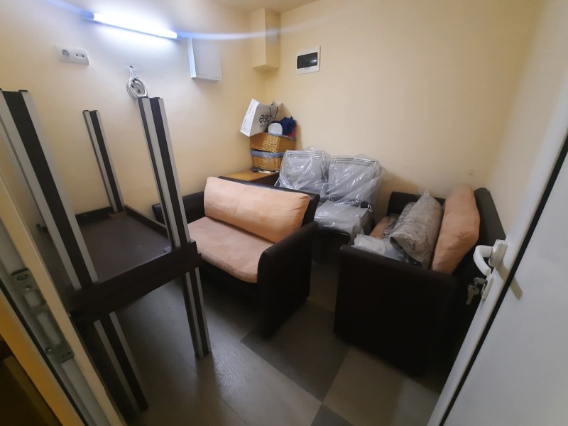 Дава под наем  Офис град Пловдив , Младежки Хълм , 94 кв.м | 28409577 - изображение [11]