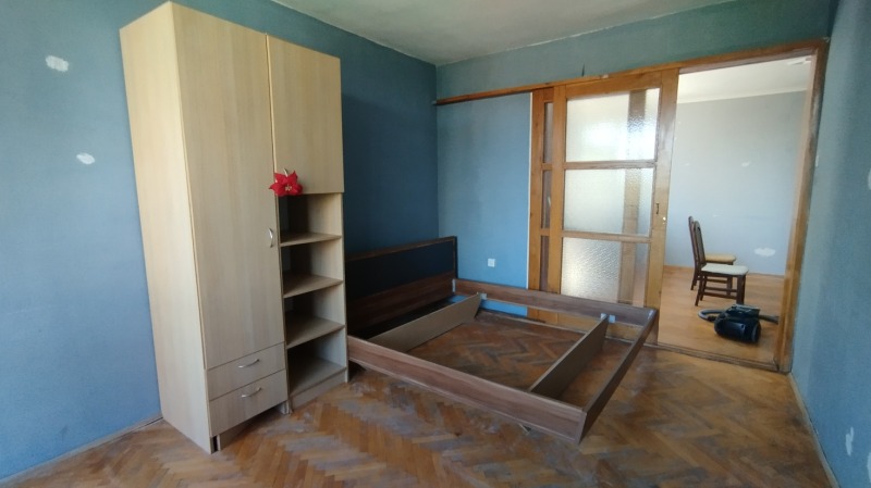 Издаје се  2 спаваће собе Софија , Иван Вазов , 100 м2 | 32981909 - слика [5]