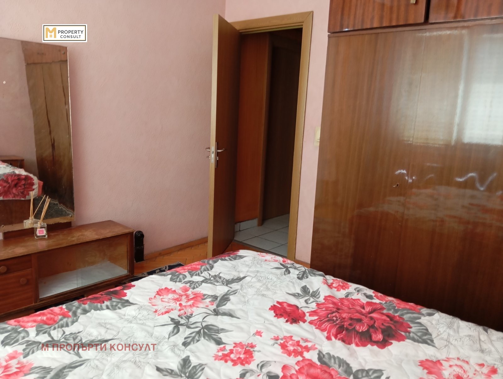 Дава под наем 4-СТАЕН, гр. Плевен, Широк център, снимка 2 - Апартаменти - 55099370