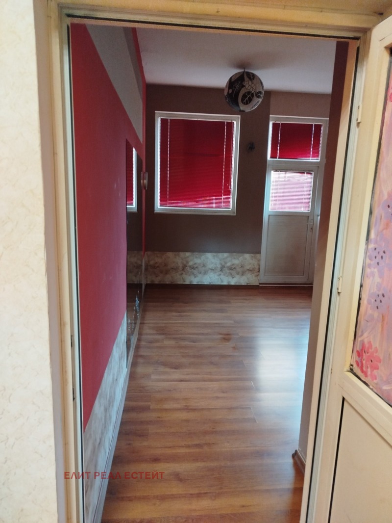 Zu vermieten  2 Schlafzimmer Sofia , Karpuziza , 98 qm | 74890930 - Bild [8]