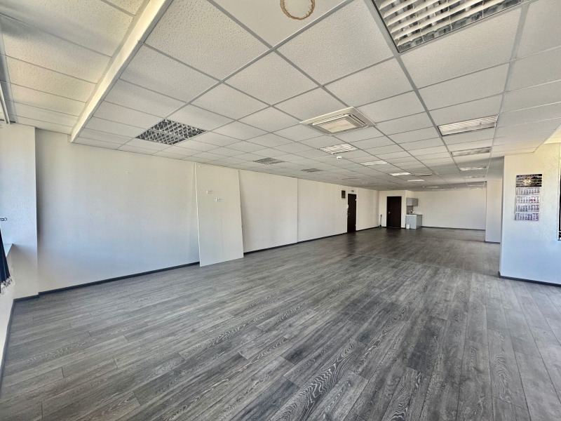 K pronájmu  Kancelář Sofia , Ljulin - centar , 185 m2 | 82148638 - obraz [4]