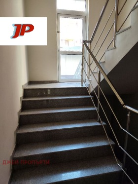 ���� ��� ���� 1-����� | Imot.bg � ����� ������ 12