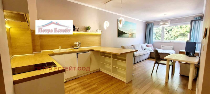 Под наем 2-СТАЕН, град Варна, Бриз • 650 € • 97247342 — Holmes.bg