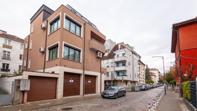 Kiadó  Ház Sofia , Centar , 647 négyzetméter | 10792991 - kép [2]
