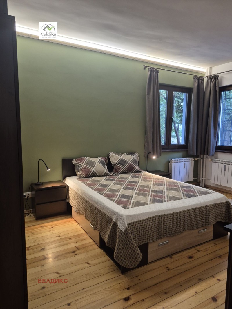 A louer  2 chambres Sofia , Tsentar , 86 m² | 40694203