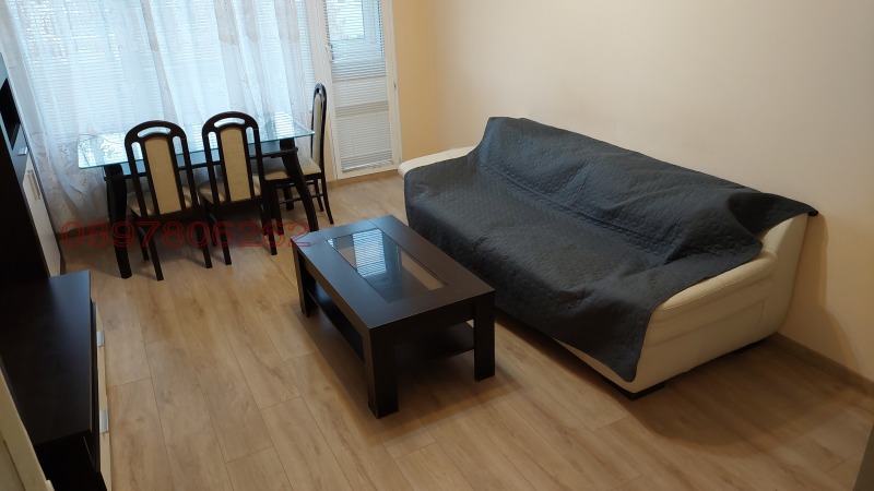 Дава под наем 3-СТАЕН, гр. София, Свобода, снимка 2 - Апартаменти - 53561792