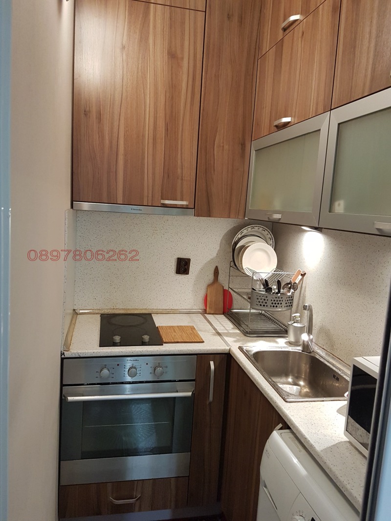 Дава под наем 3-СТАЕН, гр. София, Свобода, снимка 3 - Апартаменти - 53561792