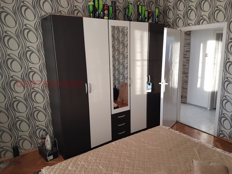 Дава под наем 3-СТАЕН, гр. София, Свобода, снимка 10 - Апартаменти - 53561792