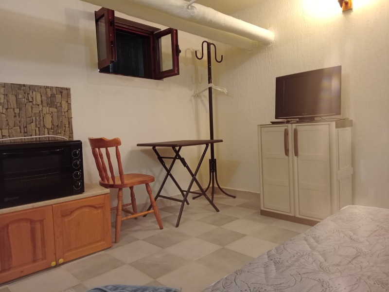 Kiadó  Szoba Sofia , Iztok , 16 négyzetméter | 33354578