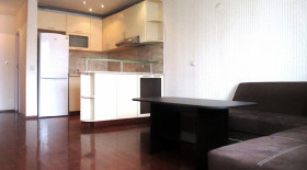 1 quarto Zona B-18, Sofia
