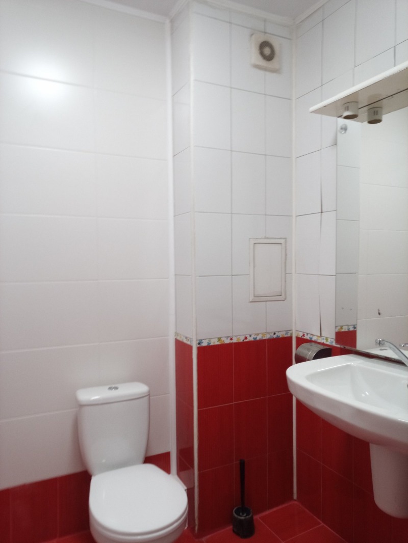 K pronájmu  Pokoj Sofia , Centar , 18 m2 | 83124998 - obraz [15]