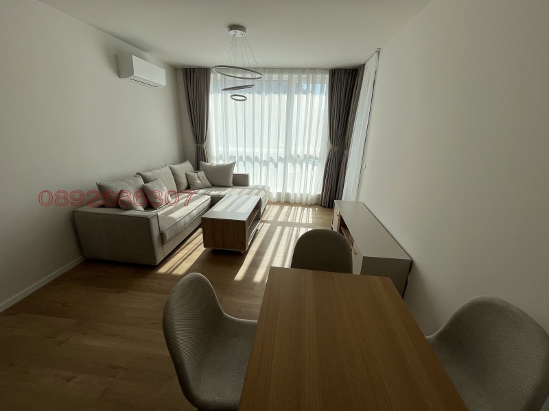 Te huur  1 slaapkamer Sofia , Druzjba 2 , 70 m² | 78000478
