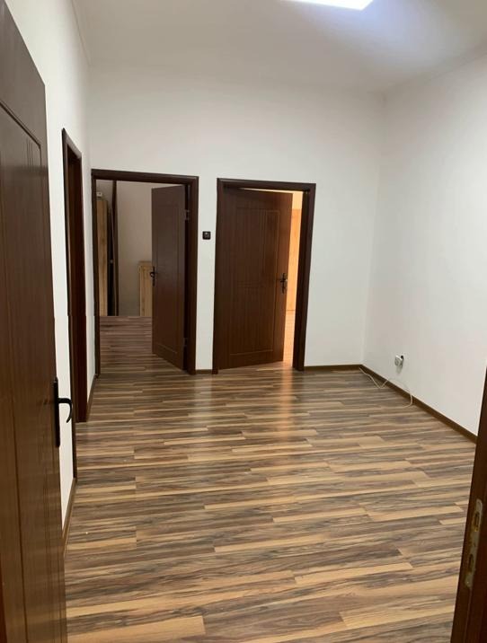 Дава под наем 4-СТАЕН, гр. София, Център, снимка 8 - Апартаменти - 56207975