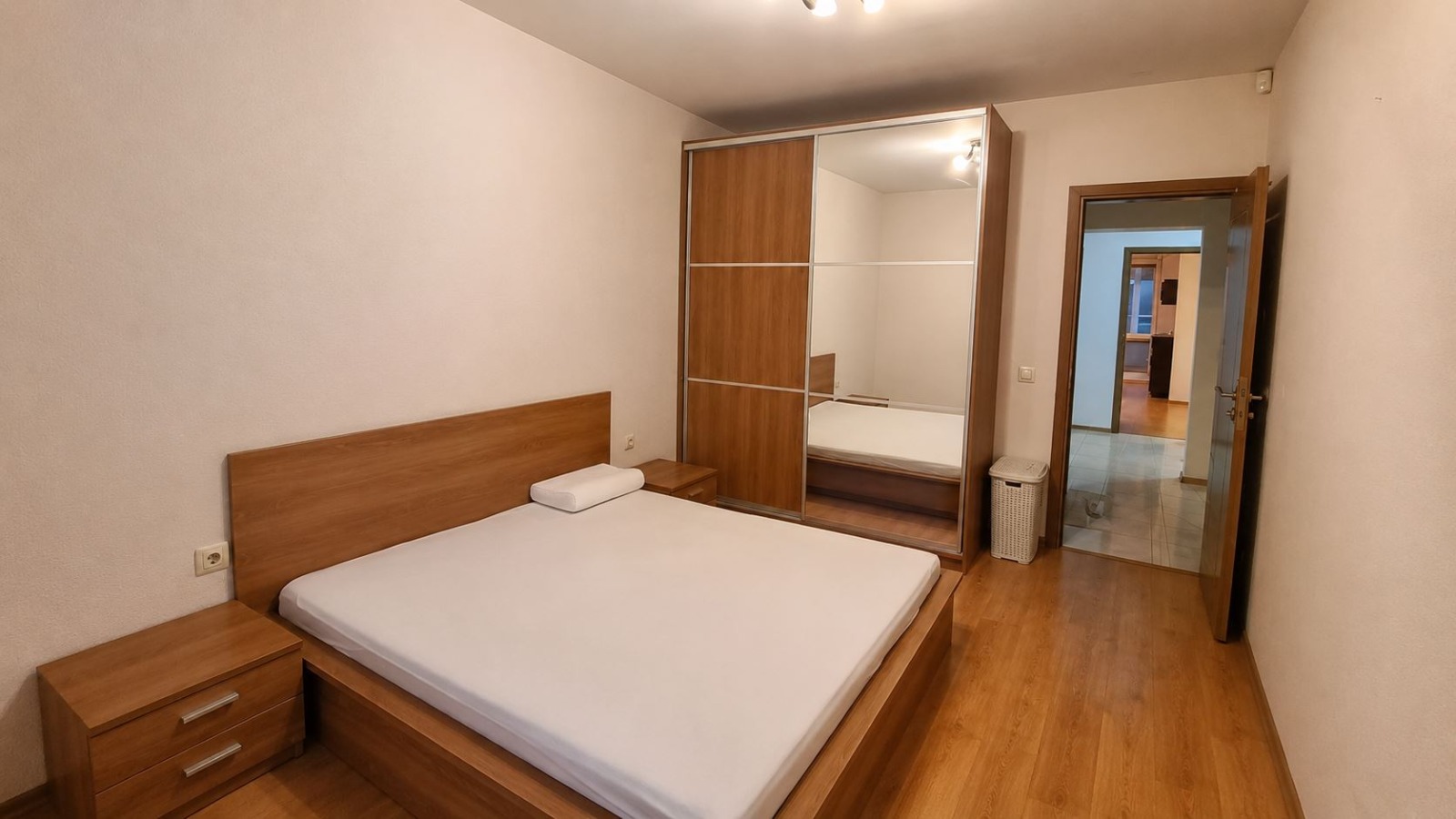 Дава под наем 3-СТАЕН, гр. София, Борово, снимка 4 - Апартаменти - 54687564