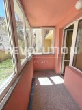 Под наем ОФИС, град Варна, Лятно кино Тракия • 400 € • 17915415 — Holmes.bg