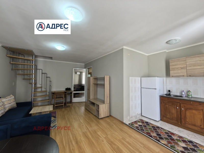De inchiriat  Studio Ruse , Țentâr , 50 mp | 23674376 - imagine [4]