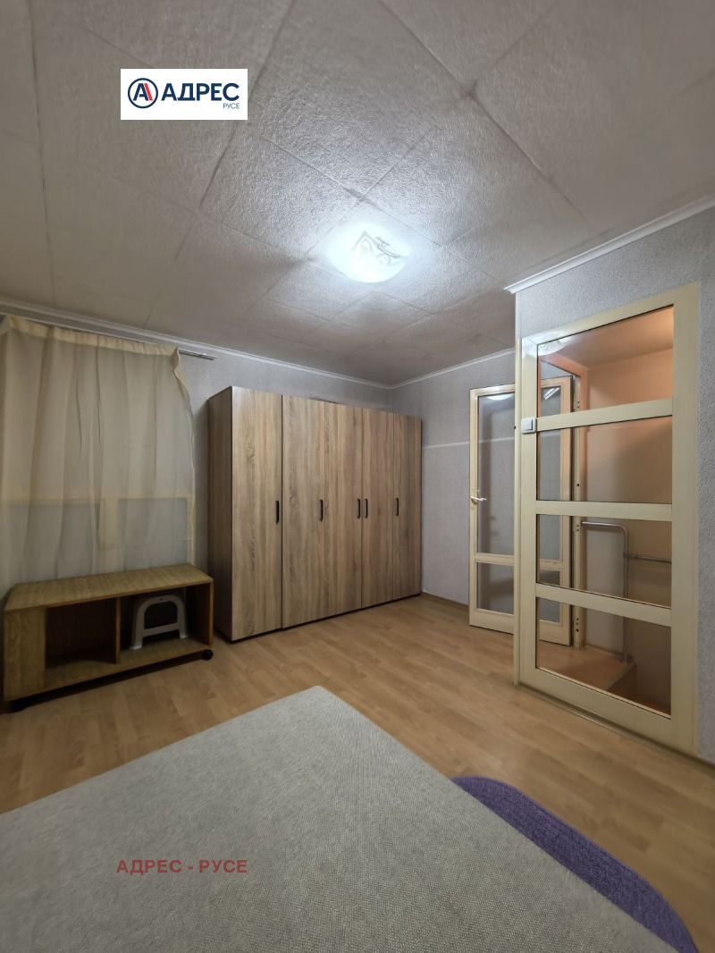 De inchiriat  Studio Ruse , Țentâr , 50 mp | 23674376 - imagine [8]