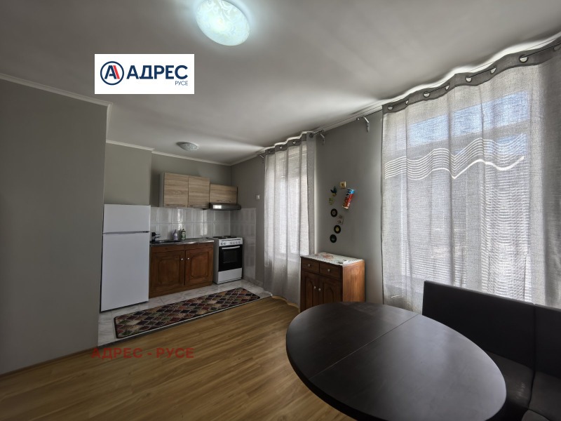 De inchiriat  Studio Ruse , Țentâr , 50 mp | 23674376 - imagine [5]