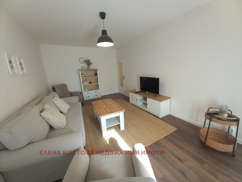 Te huur  1 slaapkamer Sofia , Zona B-5 , 67 m² | 90168865 - afbeelding [2]