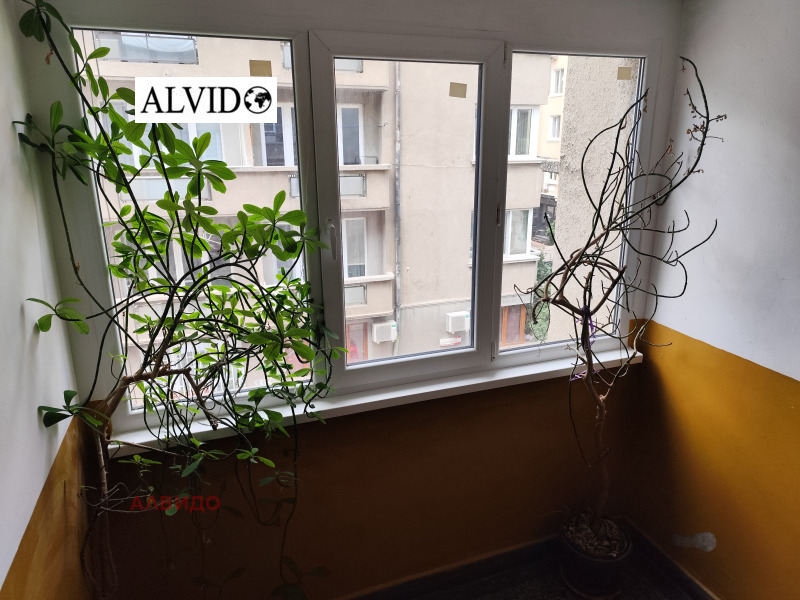 Do wynajęcia  2 sypialnie Sofia , Centar , 110 mkw | 98851006 - obraz [15]