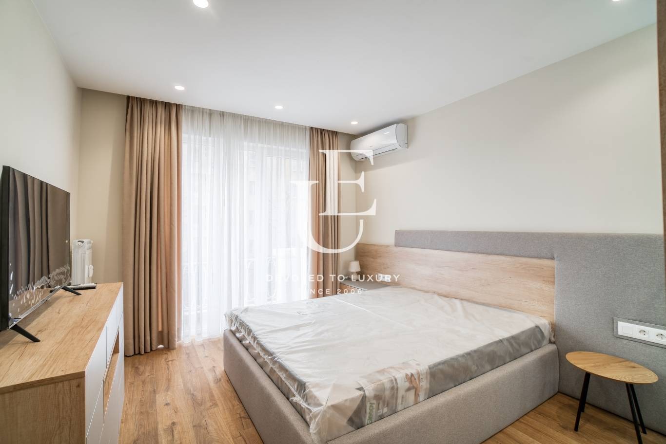 Дава под наем 3-СТАЕН, гр. София, Център, снимка 4 - Апартаменти - 54024741