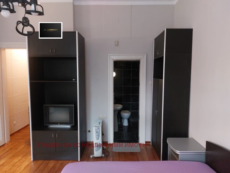 Te huur  Studio Sofia , Tsentar , 60 m² | 14034775 - afbeelding [5]