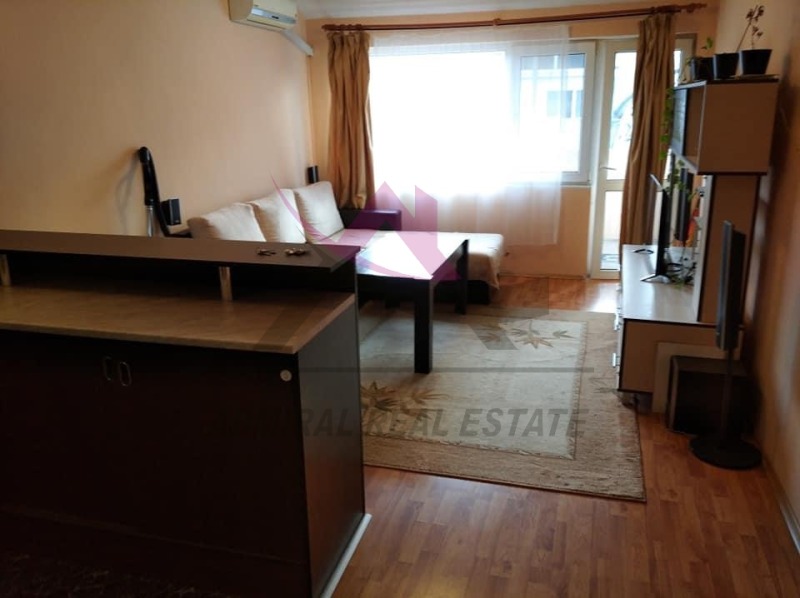 Til leie  1 soverom Varna , Ljatno kino Trakija , 65 kvm | 70160999 - bilde [2]