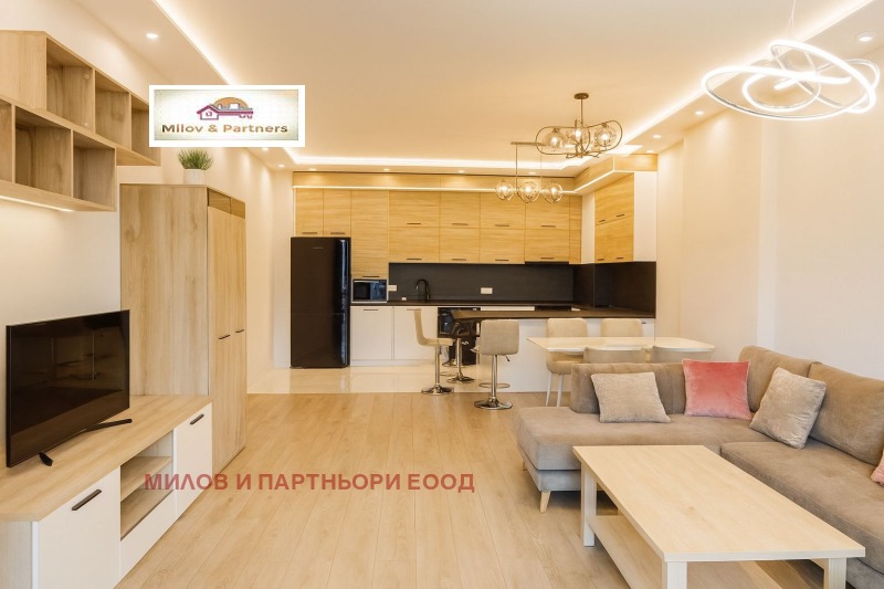 Дава под наем 3-СТАЕН, гр. София, Изток