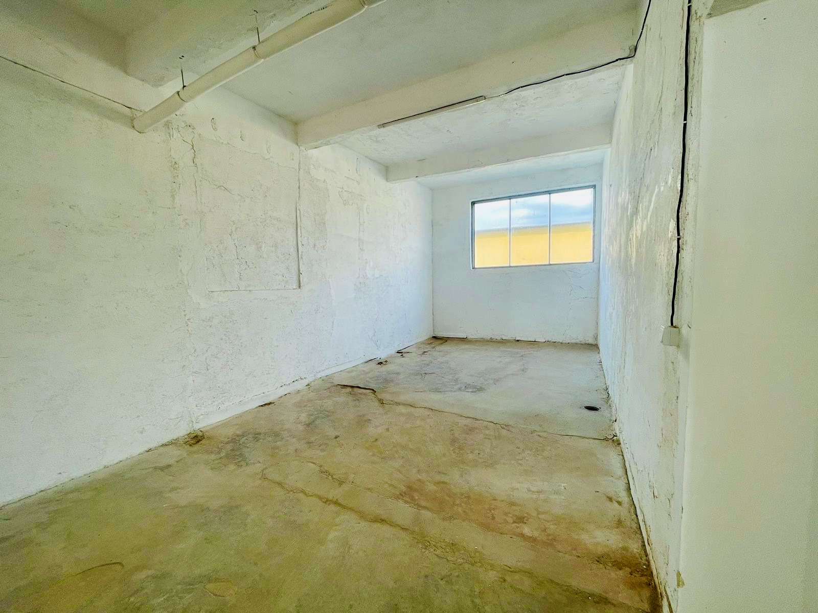 Дава под наем СКЛАД, гр. Благоевград, Първа промишлена зона, снимка 9 - Складове - 53797650