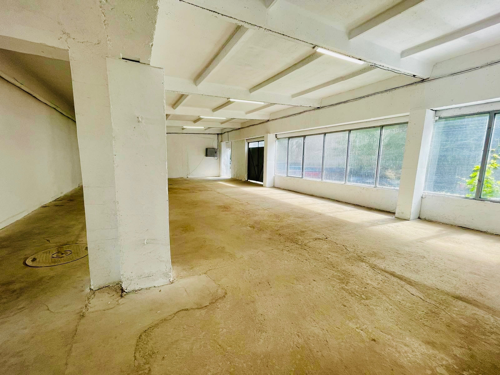 Дава под наем СКЛАД, гр. Благоевград, Първа промишлена зона, снимка 6 - Складове - 53797650