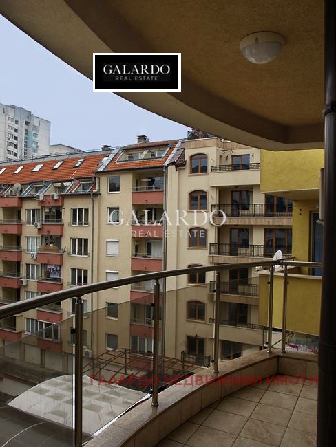 Дава под наем 4-СТАЕН, гр. София, Лозенец, снимка 9 - Апартаменти - 51118793