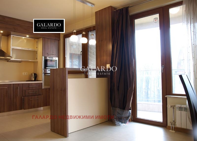 Дава под наем 4-СТАЕН, гр. София, Лозенец, снимка 2 - Апартаменти - 51118793