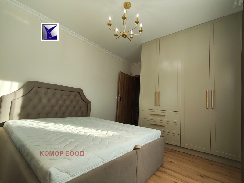 Дава под наем  3-стаен град Русе , Център , 104 кв.м | 66475247 - изображение [7]