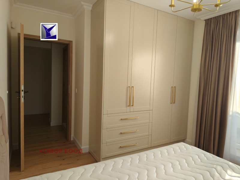 Дава под наем  3-стаен град Русе , Център , 104 кв.м | 66475247 - изображение [6]