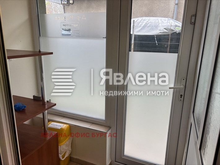 Дава под наем ОФИС, гр. Бургас, Лазур, снимка 3 - Офиси - 54372178