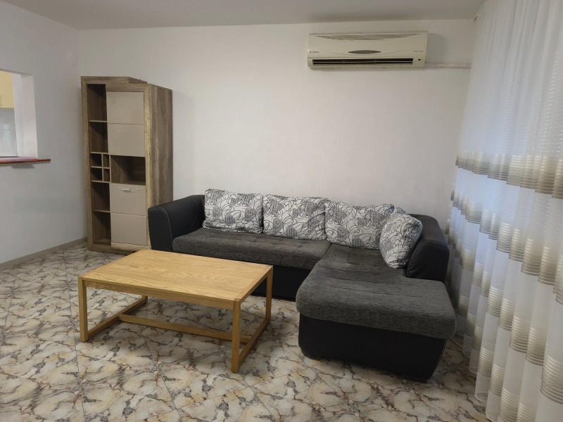 Do wynajęcia  2 sypialnie Plowdiw , Wastaniczeski , 120 mkw | 12409493