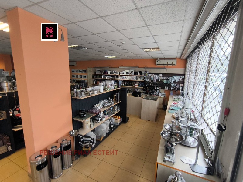 En renta  Comercio Sofia , Borovo , 208 metros cuadrados | 77026512 - imagen [7]