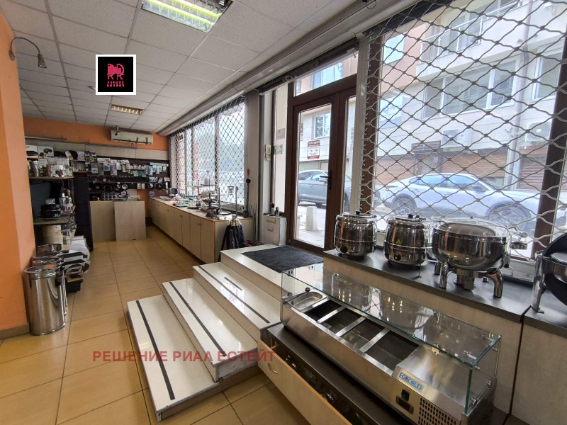 En renta  Comercio Sofia , Borovo , 208 metros cuadrados | 77026512 - imagen [5]