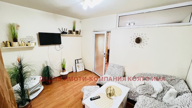 Дава под наем  2-стаен град Стара Загора , Център , 60 кв.м | 55830224