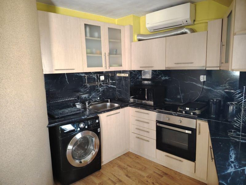 Til leie  2 soverom Plovdiv , Tsentar , 82 kvm | 22940061