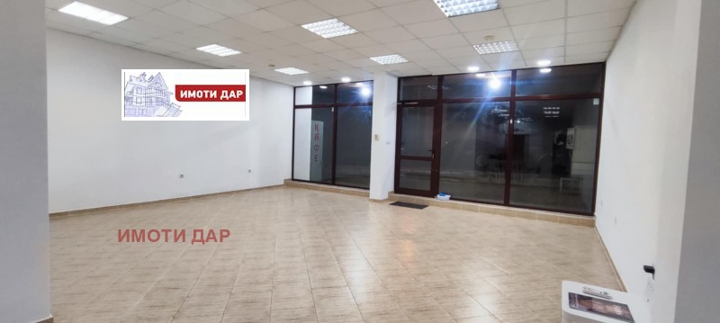 Под наем МАГАЗИН, град Варна, Левски 2 • 2500 лв. / 1278.23 € • 41657856 1