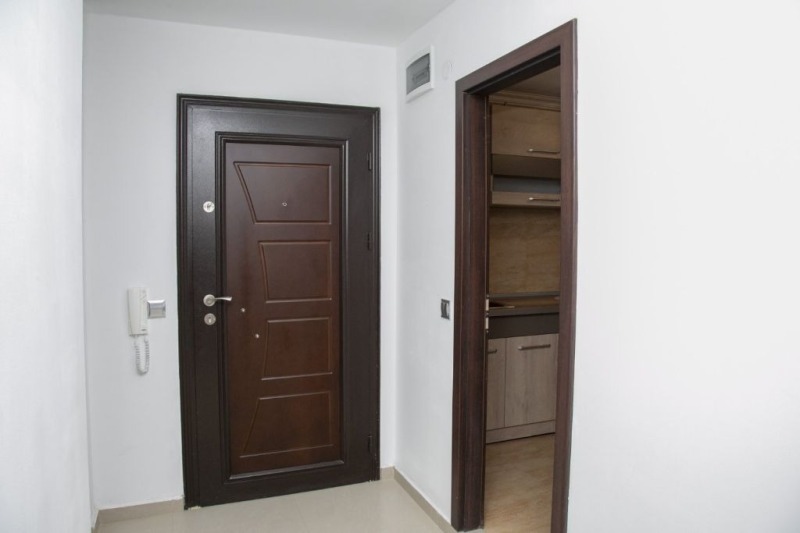 Do wynajęcia  Biuro Sofia , Mladost 4 , 130 mkw | 78360706 - obraz [16]