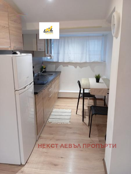 Дава под наем 3-СТАЕН, гр. София, Център, снимка 2 - Апартаменти - 54105460