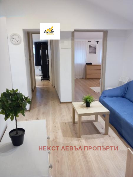 Дава под наем 3-СТАЕН, гр. София, Център