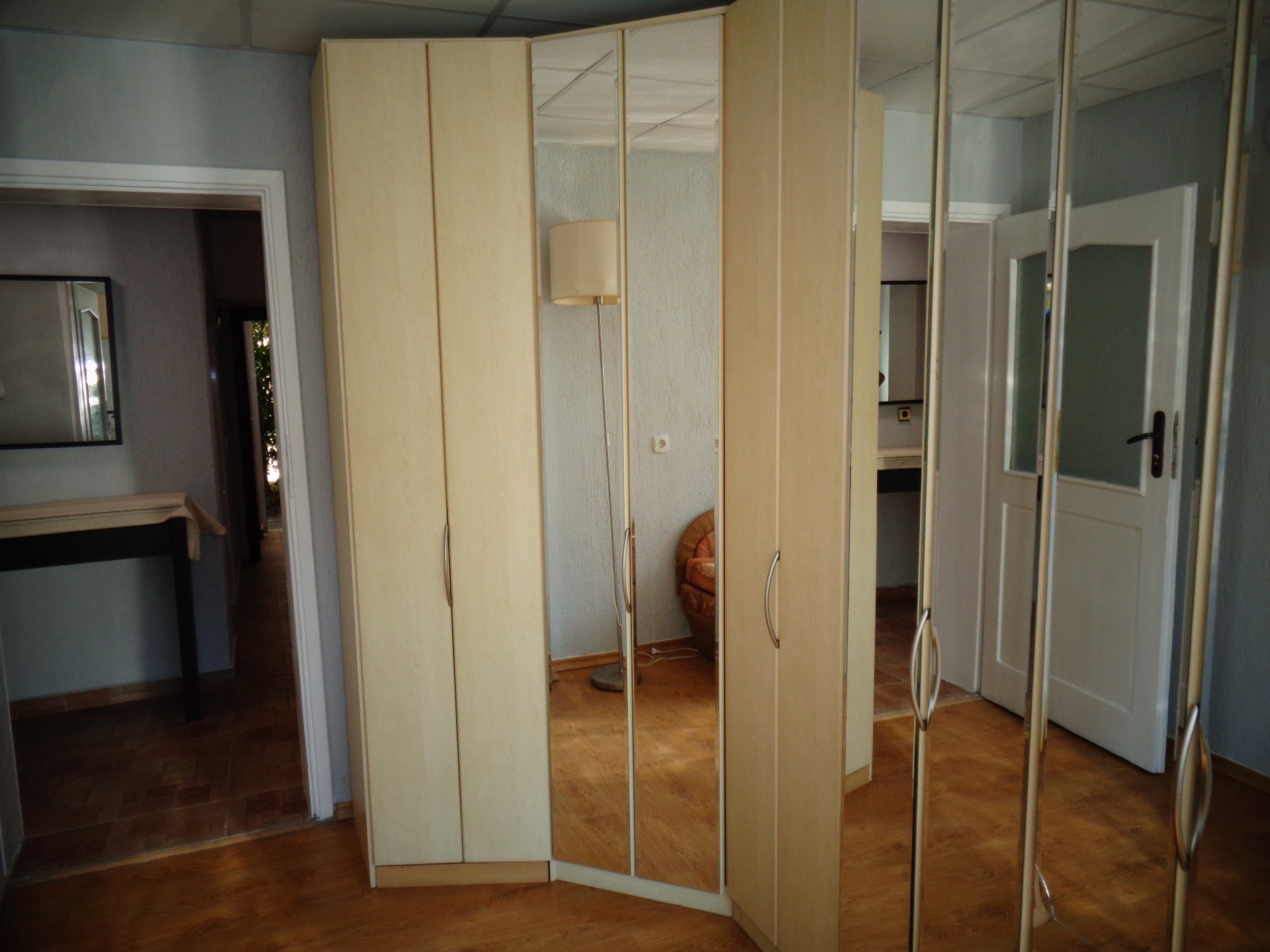 Дава под наем ЕТАЖ ОТ КЪЩА, гр. София, област София-град, снимка 10 - Етаж от къща - 53768806