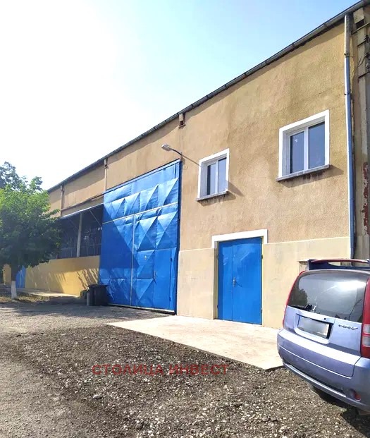 Дава под наем СКЛАД, гр. Русе, в.з. Средна кула, снимка 2 - Складове - 52848035