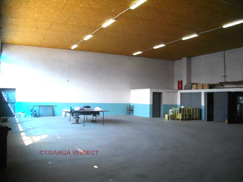 Дава под наем СКЛАД, гр. Русе, в.з. Средна кула, снимка 3 - Складове - 52848035