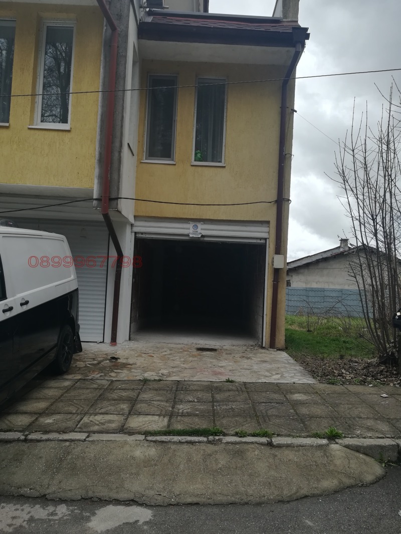 Дава под наем ГАРАЖ, ПАРКОМЯСТО, гр. Банско, област Благоевград, снимка 7 - Гаражи и паркоместа - 52782694