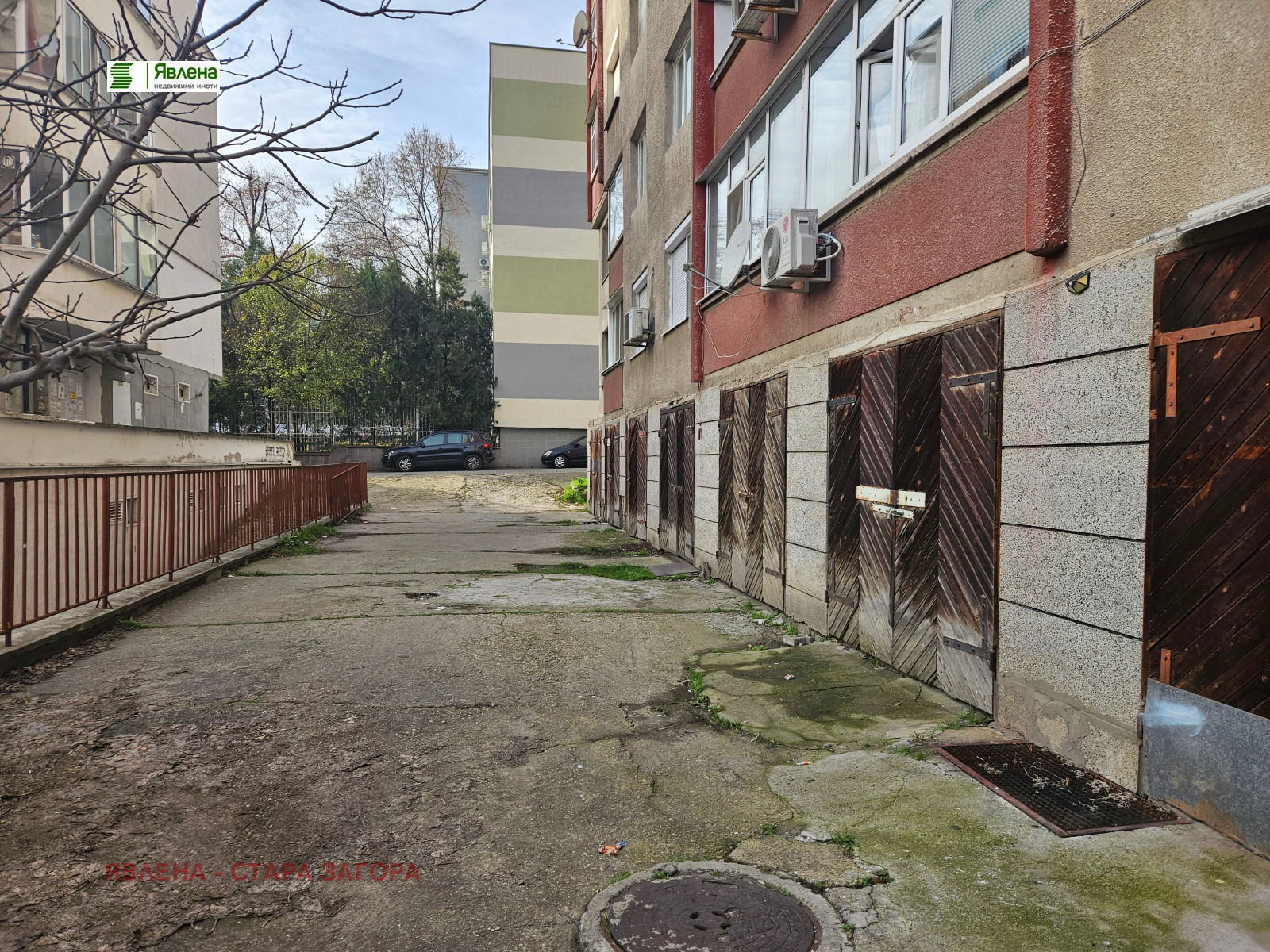 Дава под наем ГАРАЖ, ПАРКОМЯСТО, гр. Стара Загора, Аязмото, снимка 2 - Гаражи и паркоместа - 55056919