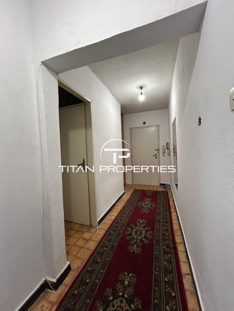 Дава под Наем 2-СТАЕН в град Бургас, Славейков - 65 кв.м / 350 € » 684.54 лв., ТИТАН ПРОПЪРТИС РЕНТ-ИЗТОК